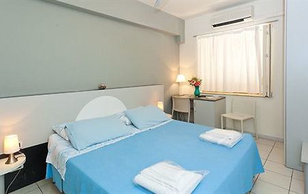 Hotel Rainbow Палермо Экстерьер фото