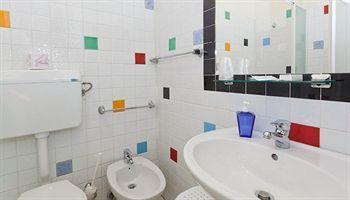 Hotel Rainbow Палермо Экстерьер фото