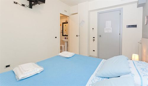 Hotel Rainbow Палермо Экстерьер фото