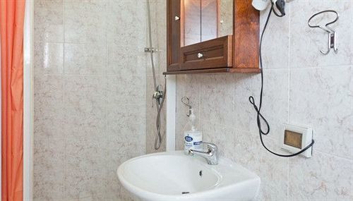 Hotel Rainbow Палермо Экстерьер фото