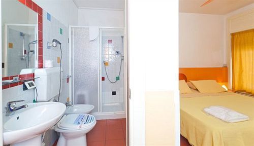 Hotel Rainbow Палермо Экстерьер фото