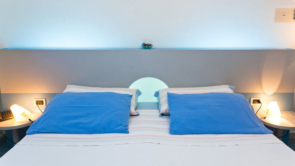 Hotel Rainbow Палермо Экстерьер фото